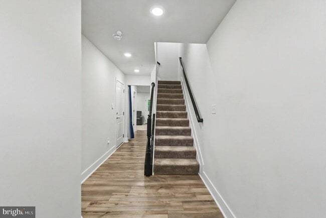 Building Photo - 238 Waterstone Rd