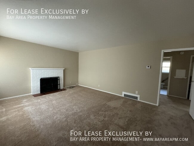 Building Photo - 330 Orchard Ave