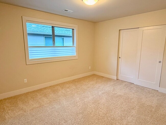 Building Photo - Cedar Park Home