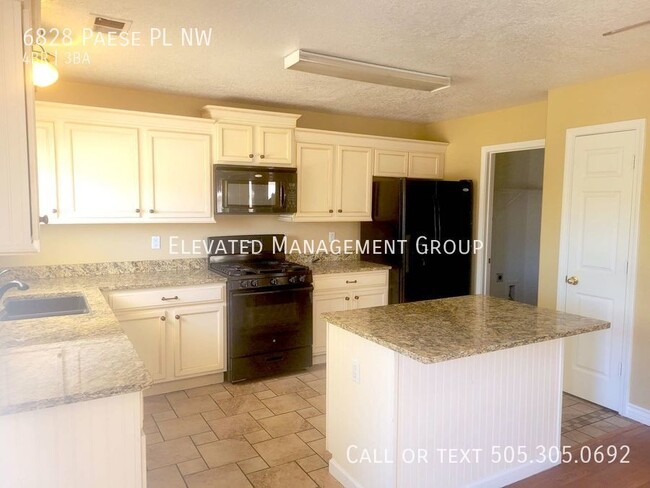 Building Photo - Spacious 4 Bedroom Home in Ventana Ranch