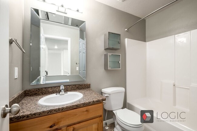 Building Photo - Stunning Row End Townhome In Excellent Loc...