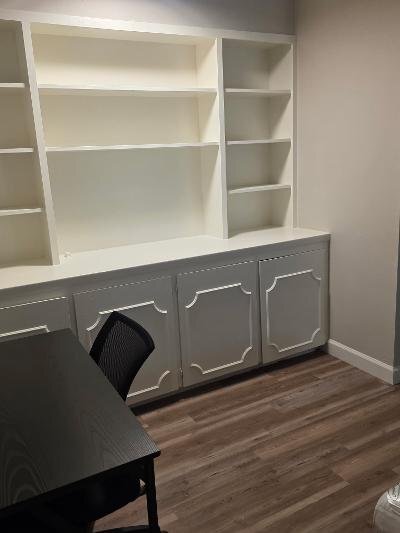 Building Photo - 610 W Fairview St