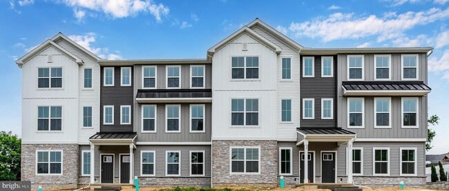 Building Photo - 31 S 19th St