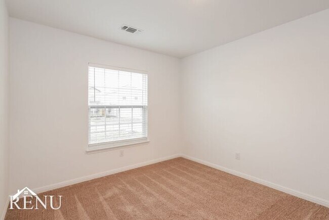 Building Photo - Coming Soon!