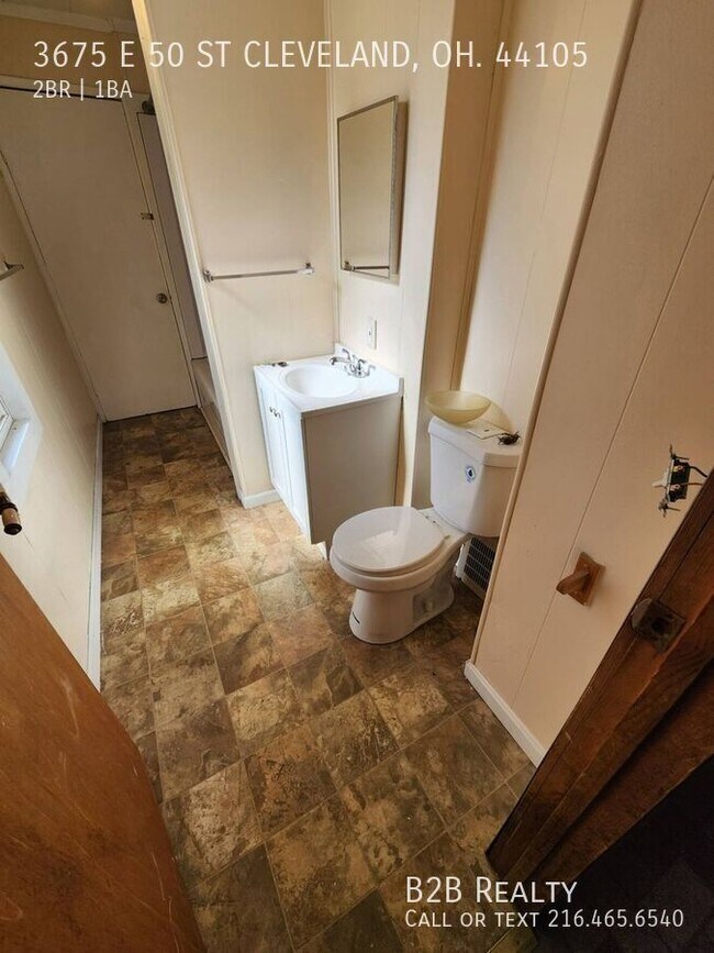 Building Photo - 3675 E 50th St