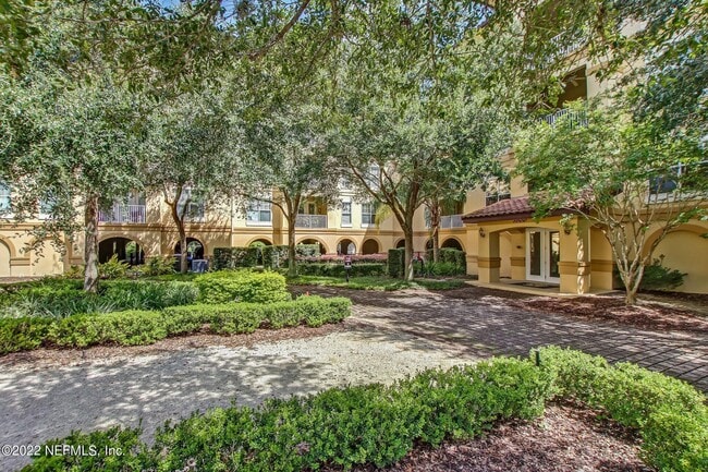Building Photo - 1106 S Beach Pkwy