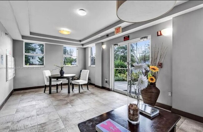 Building Photo - 80 S Shore Dr