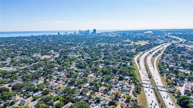 Building Photo - 2100 28th Ave N