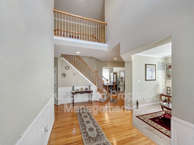 Building Photo - 14020 Seneca Ridge Dr