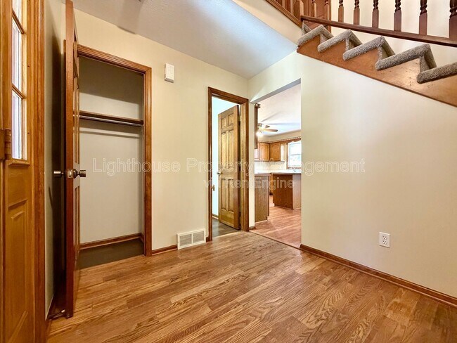 Building Photo - 3696 Senna Dr NE