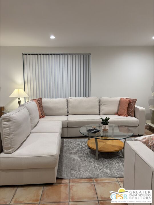 Building Photo - 2166 N Indian Canyon Dr