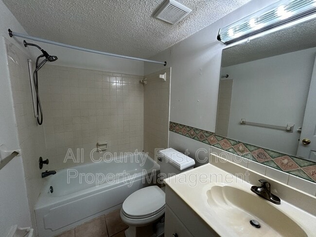Building Photo - 10540 77th Terrace