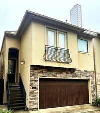 Building Photo - 6353 Richmond Ave.