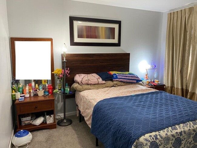 Building Photo - 105 Buckeye Cir