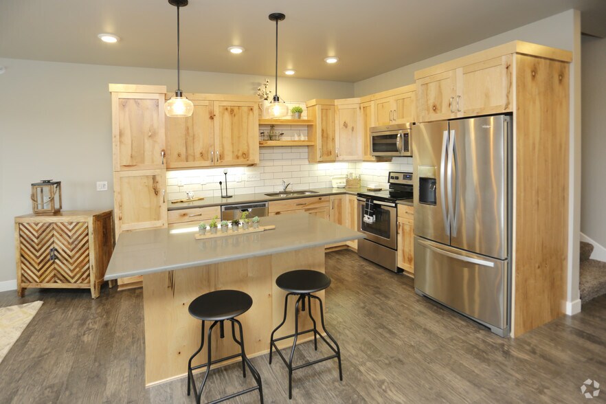 Stone West Village Phase 1 & 2 1632 51st St S Fargo ND 58103