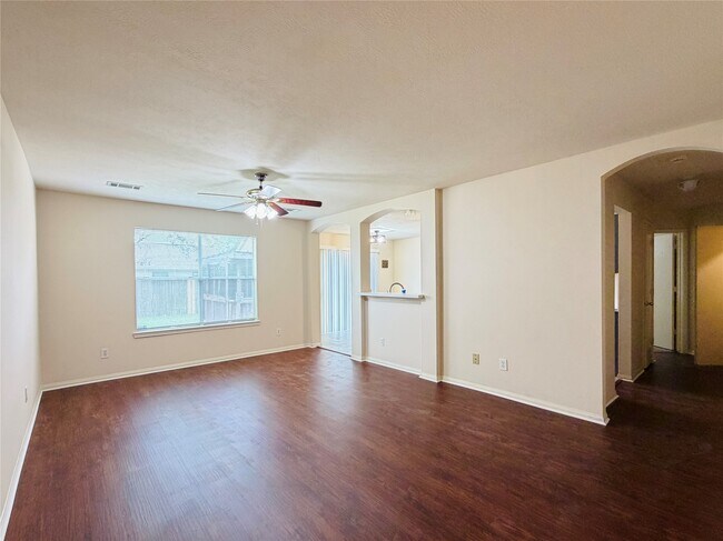 Building Photo - 20423 White Poplar Dr