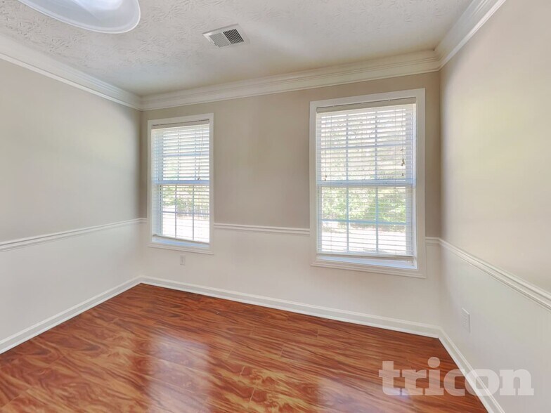 Building Photo - 515 Plantation Creek Dr