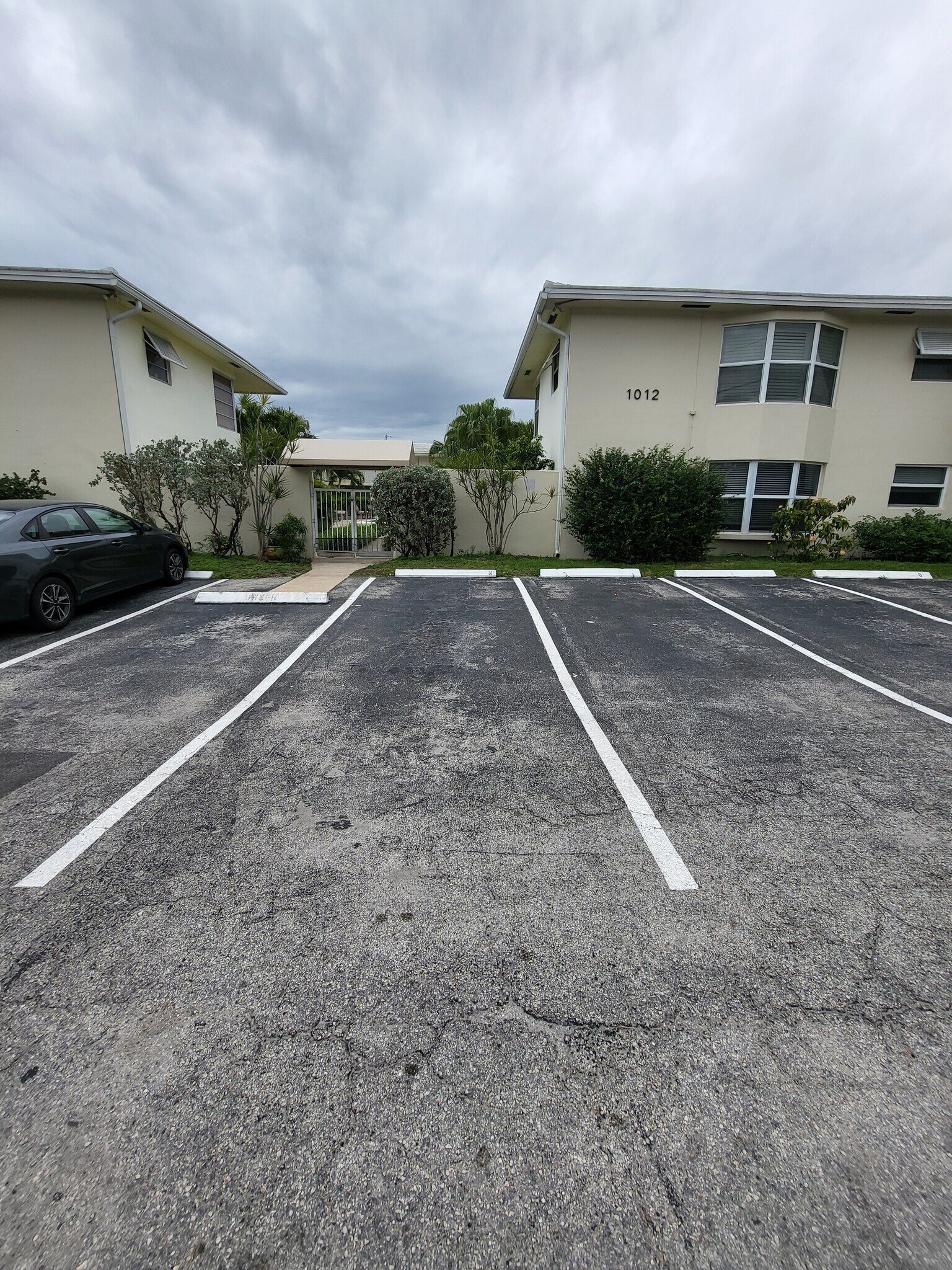 Building Photo - 1012 SE 15th St