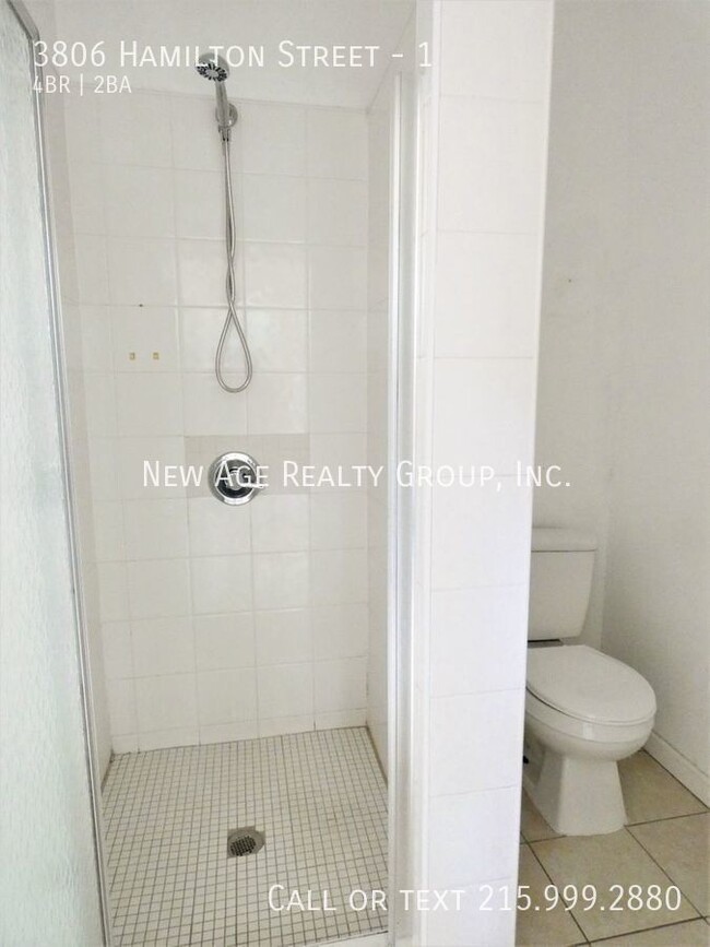 Building Photo - Bi-level apartment available in Powelton V...