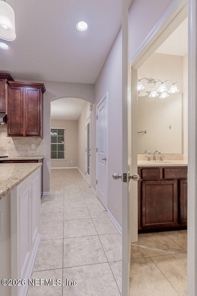 Building Photo - 102 Magnolia Creek Walk