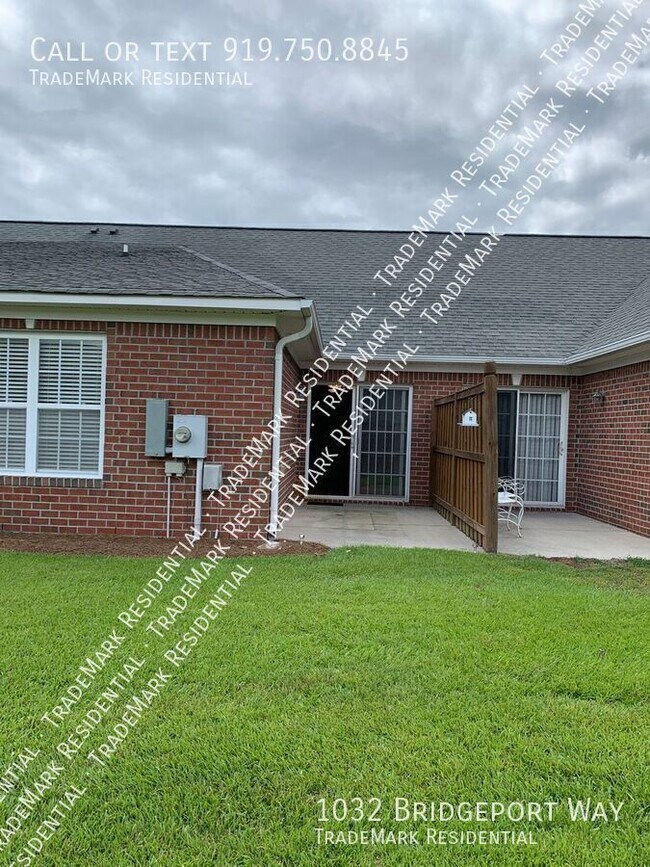 Building Photo - 1032 Bridgeport Way
