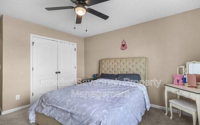 Building Photo - 113 Greystone Dr