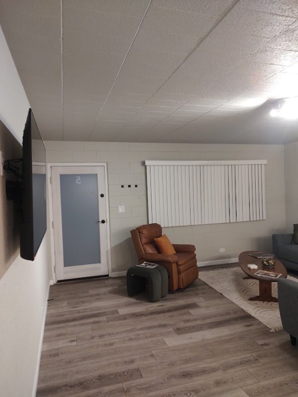 Building Photo - 111 S Meldrum St