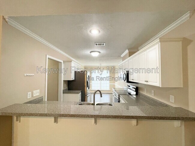 Building Photo - 749 Michelle Ct