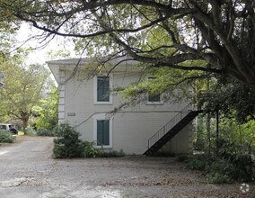 Building Photo - 1095-1103 Alta Ave NE