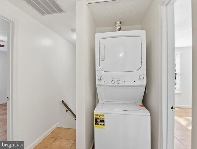 Building Photo - 40 Whitechurch Ct