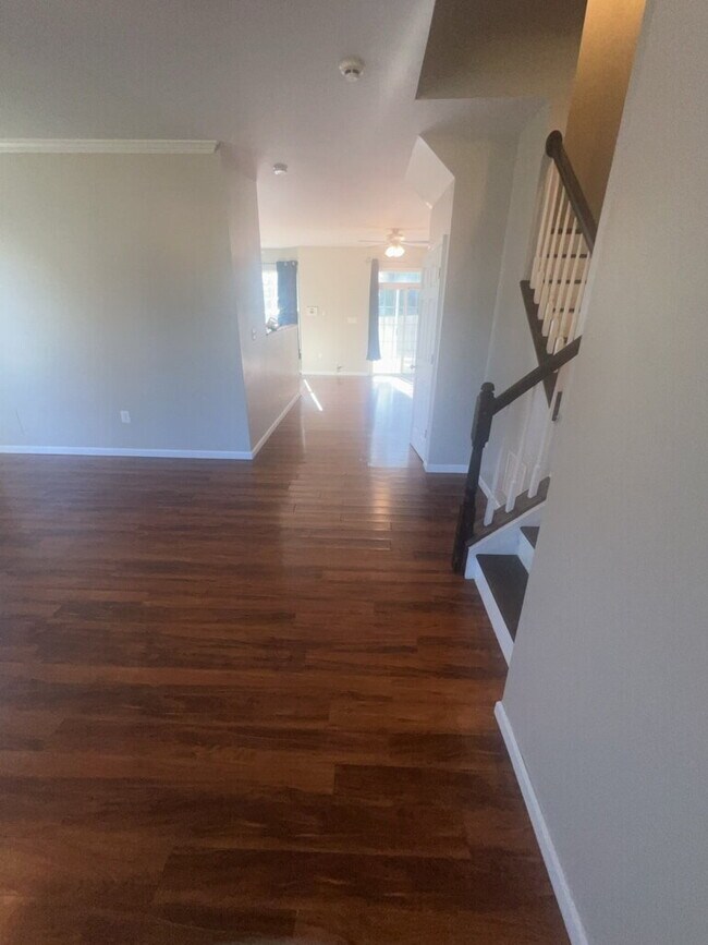 Building Photo - Move-in Special: $100 off of the first mon...