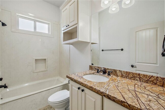Building Photo - 15701 Timber Creek Ln