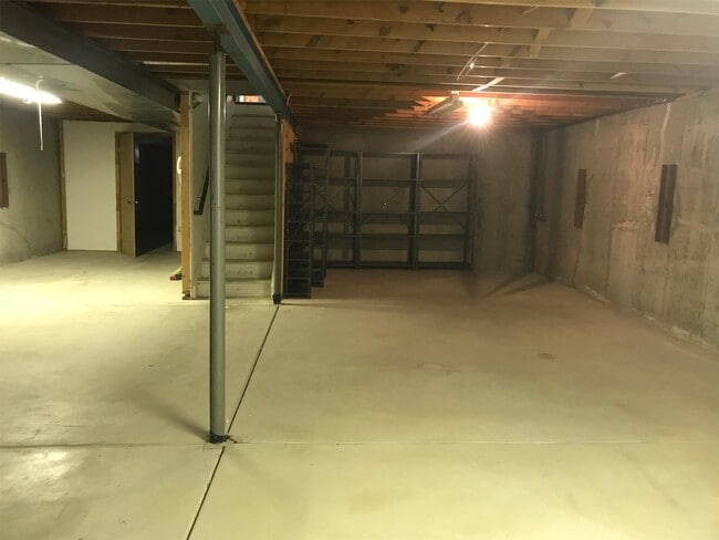 Building Photo - 7311 Quail St