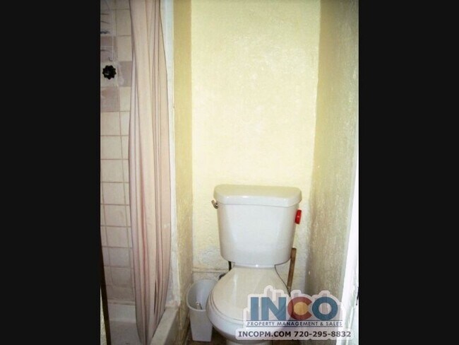 Building Photo - 1001 S Eliot St