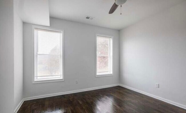 Building Photo - 815 N Calhoun St