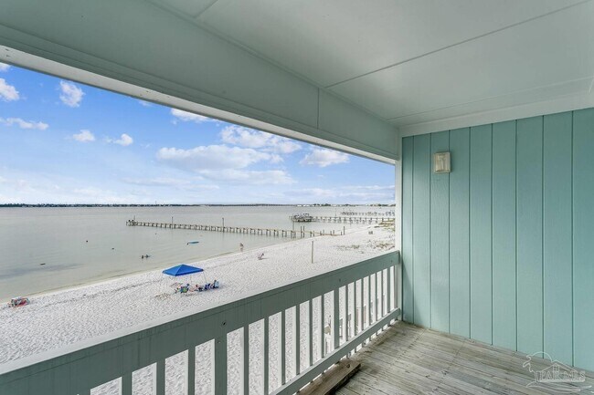 Building Photo - 1100 Fort Pickens Rd