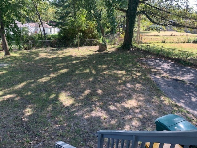 Building Photo - NEWLY REMODELED HOME!