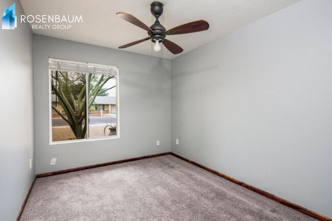 Building Photo - Charming 4-beds, 2-baths single-level home nestled in Mesa!