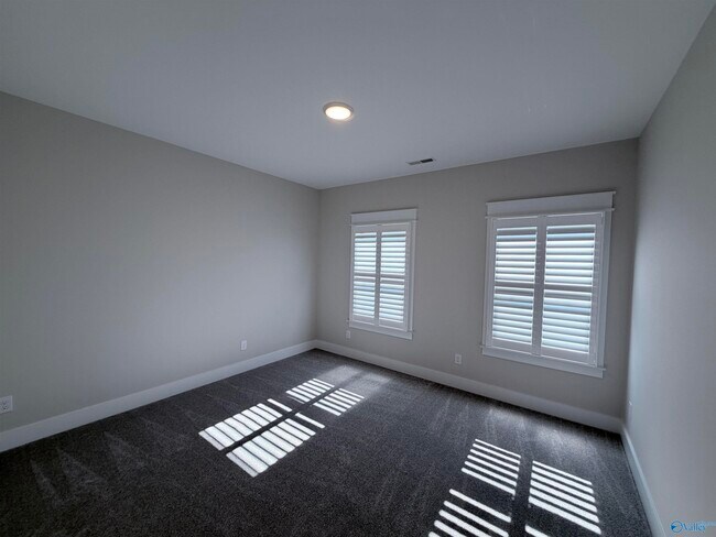 Building Photo - 2110 Sevenbark Br SW