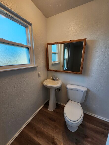 Bathroom 2 - 1602 Ravenwood Dr