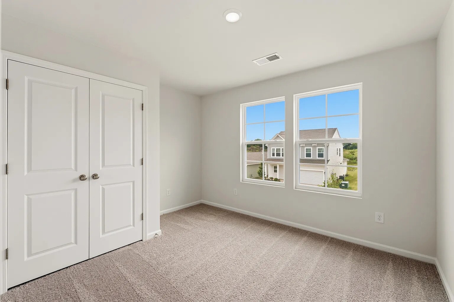 Building Photo - 12115 Lansbury Dr