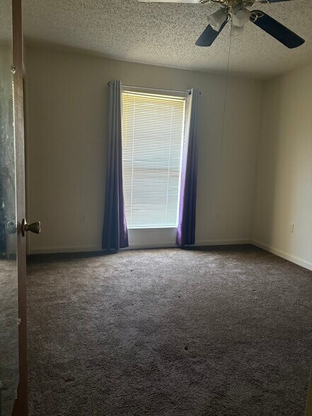 Building Photo - 1672 Brightside Dr