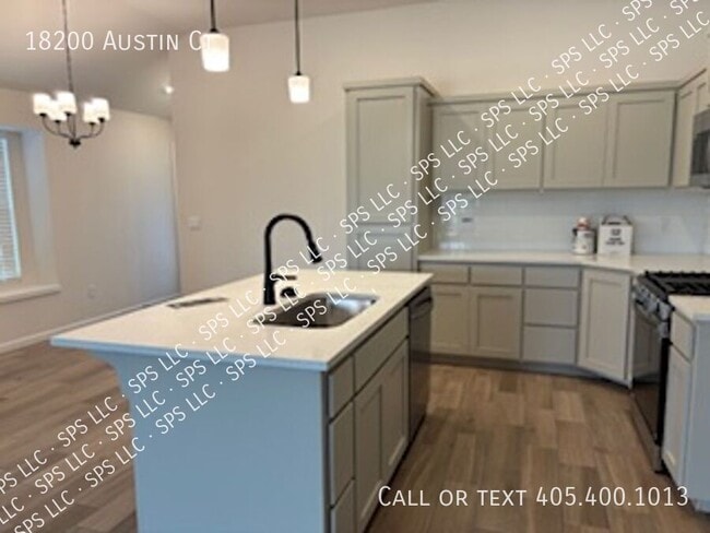 Building Photo - 18200 Austin Ct