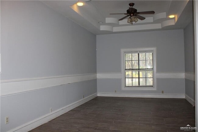 Building Photo - 8 Pecan Ave