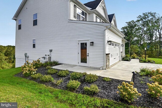 Building Photo - 130 Mckittrick Dr