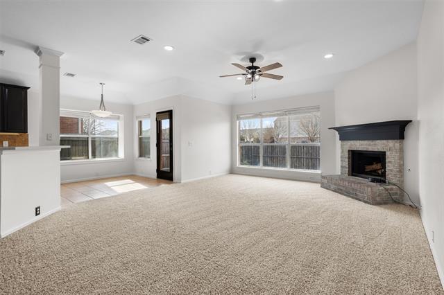 Building Photo - 10521 Jaybird Dr