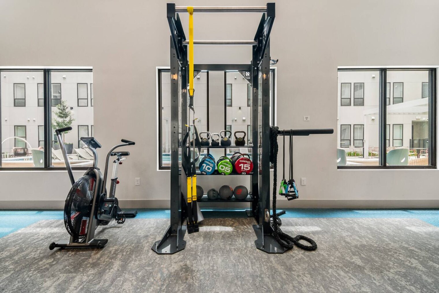 Building Photo - 701 Richmond Ave.