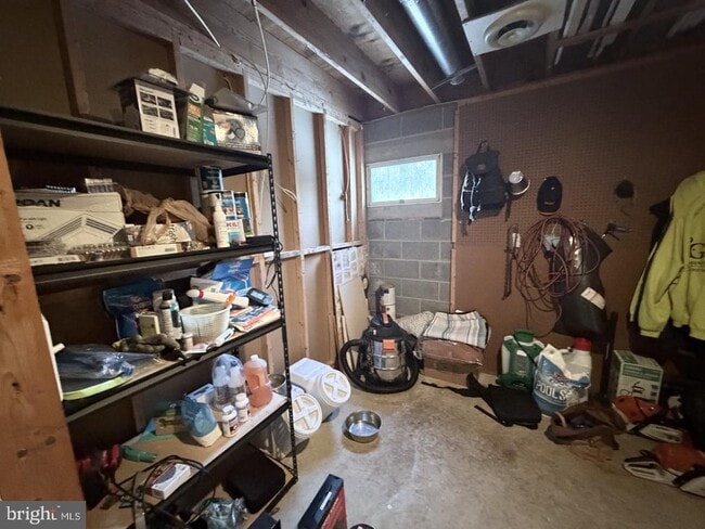 Building Photo - 5115 Irving St