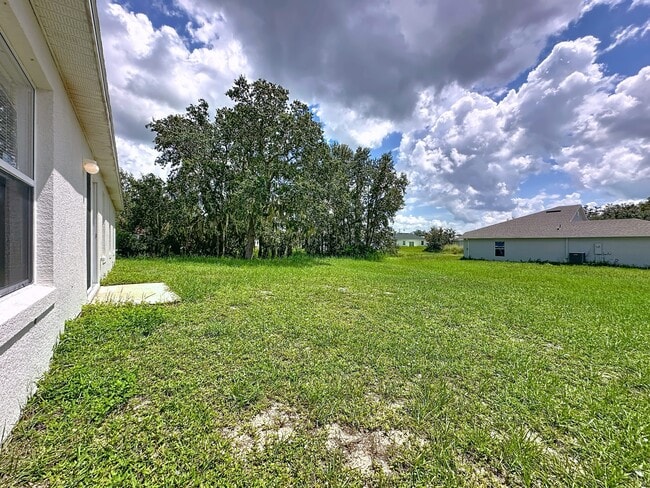 Building Photo - 424 Danube Dr
