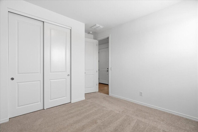 Building Photo - 25520 N 75th Ln